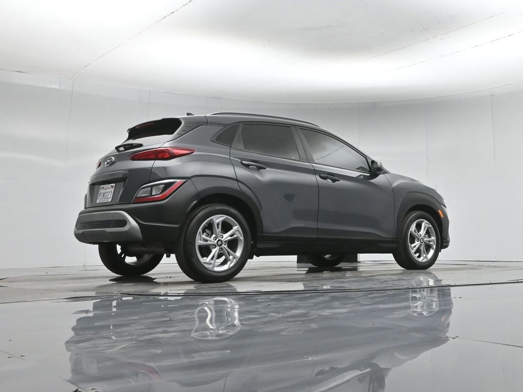 Used 2023 Hyundai Kona SEL image 16