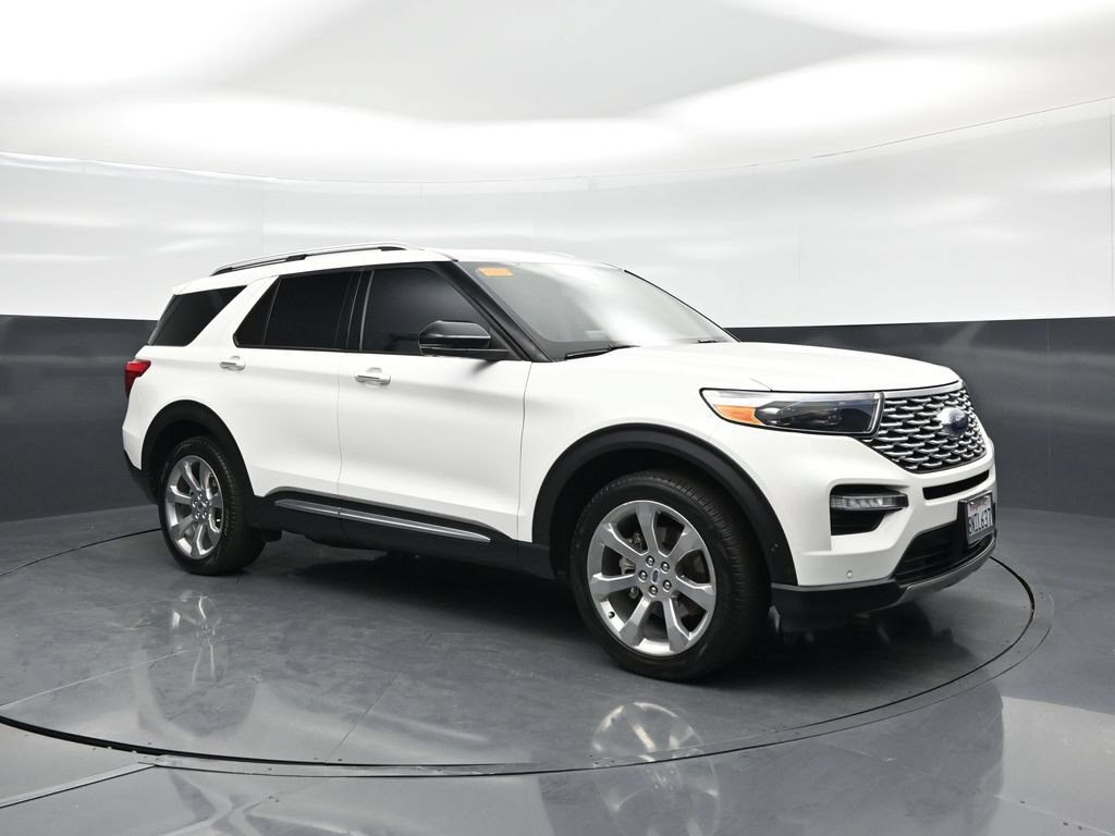 Certified 2020 Ford Explorer Platinum w/ Premium Technology Package AWD/4WD image 28