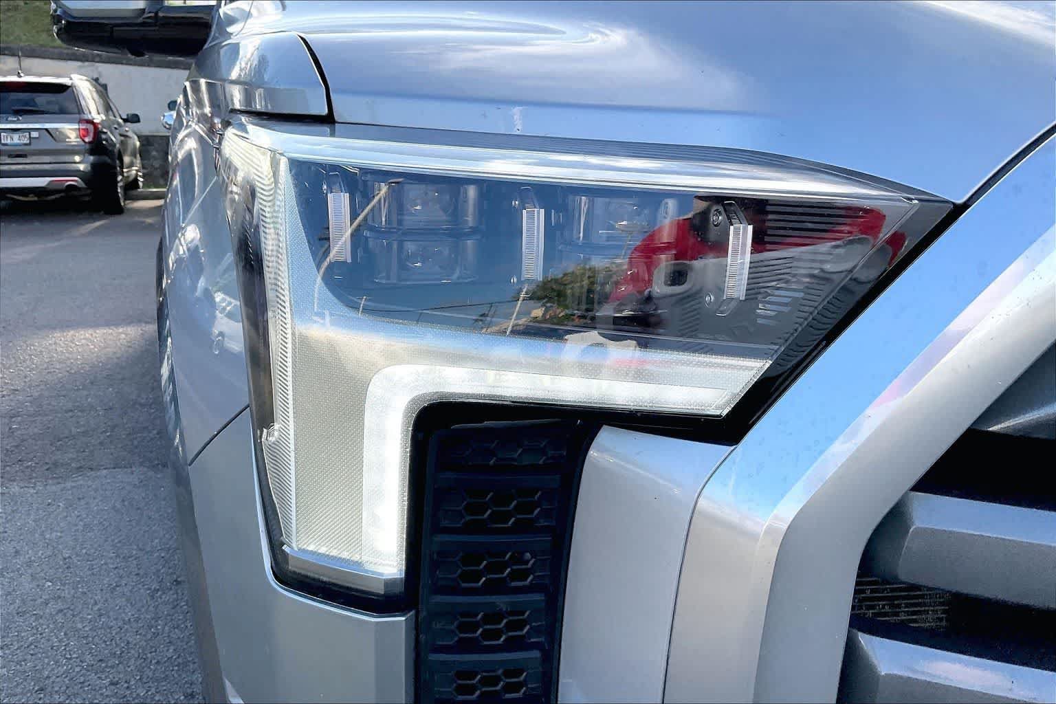 Used 2023 Toyota Tundra Limited AWD/4WD image 31