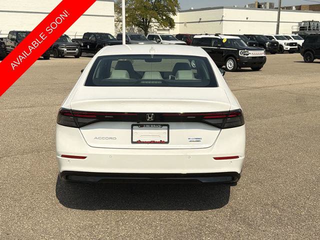 Used 2023 Honda Accord Touring image 7