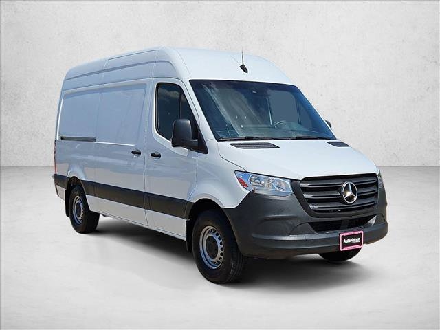 Used 2023 Mercedes-Benz Sprinter 1500 image 3