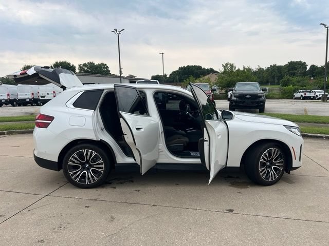 Used 2025 BMW X3 xDrive30i w/ Premium Package AWD/4WD image 19