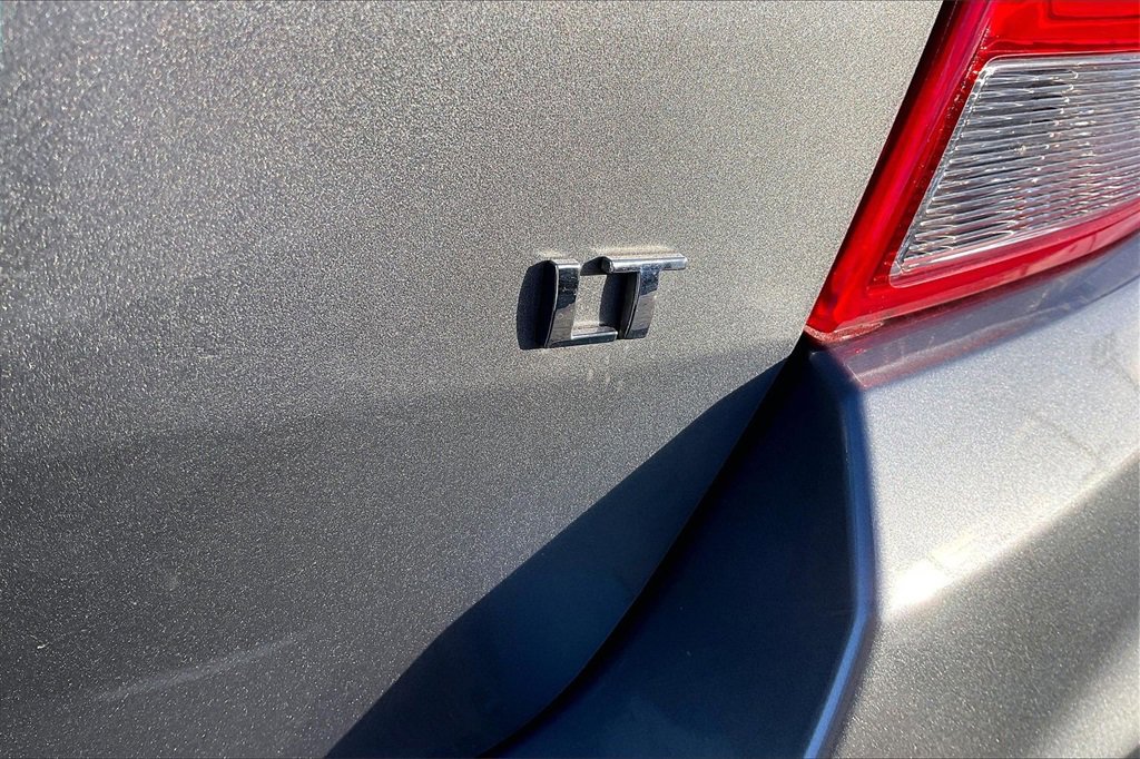 Used 2019 Chevrolet Trax LT w/ LT Convenience Package image 7