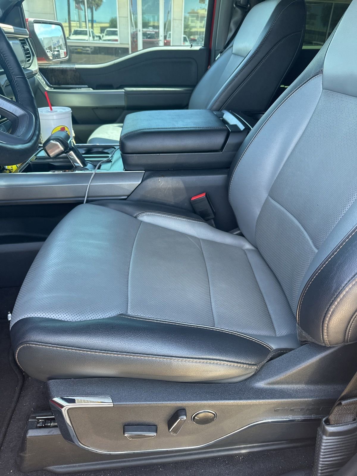 Certified 2023 Ford F150 Lightning Lariat AWD/4WD image 4