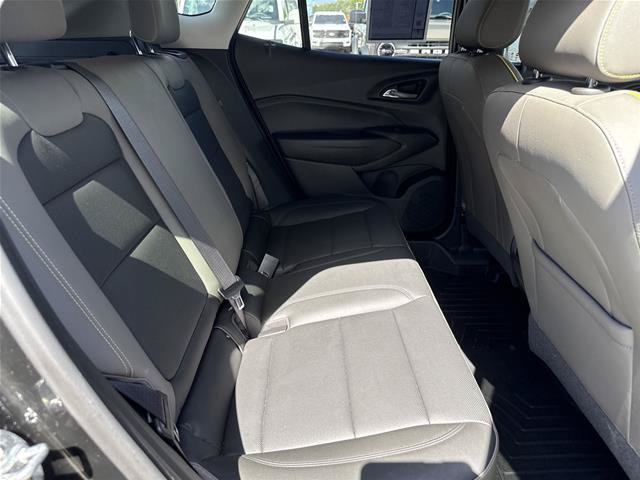 Used 2024 Chevrolet Trax ACTIV w/ Driver Confidence Package FWD image 20