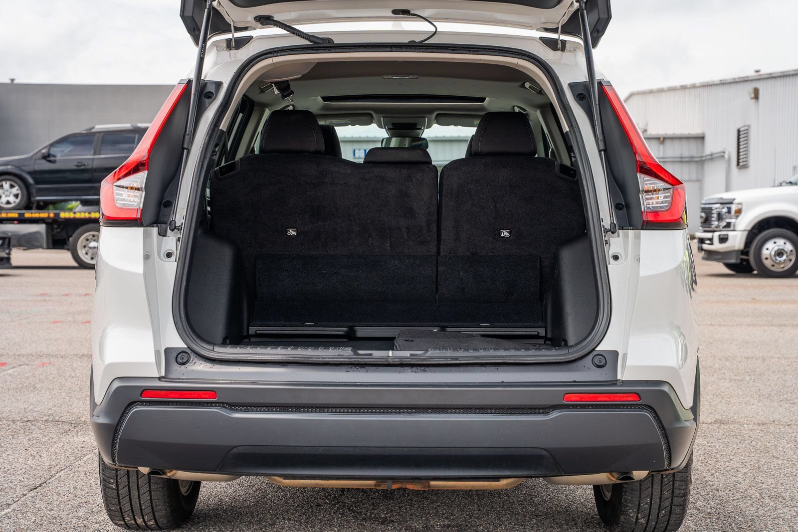 Used 2024 Honda CR-V EX image 16