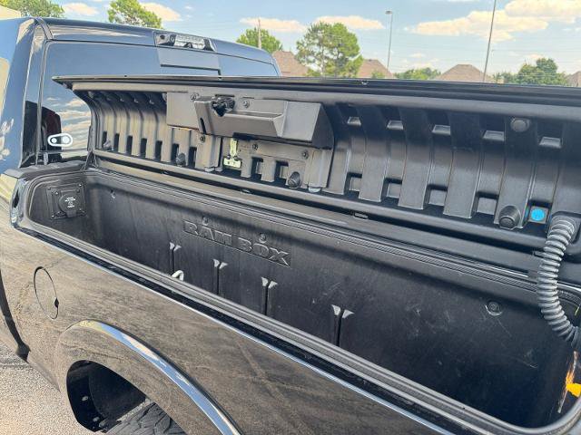 Used 2025 RAM 2500 Limited AWD/4WD image 19