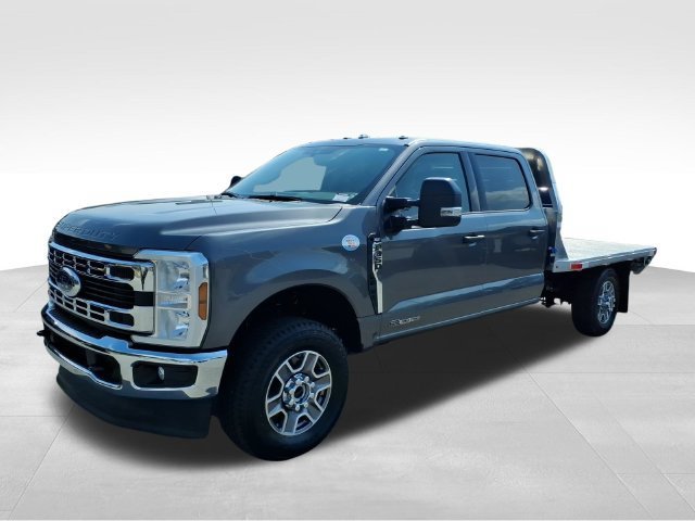 Certified 2025 Ford F350 XLT w/ XLT Value Package AWD/4WD image 2