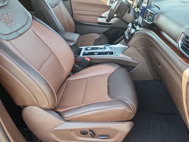Certified 2023 Ford Explorer King Ranch w/ Technology Package AWD/4WD image 18