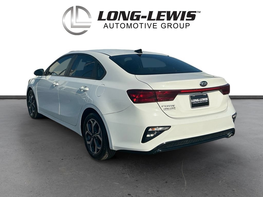 Used 2020 Kia Forte LXS FWD image 4