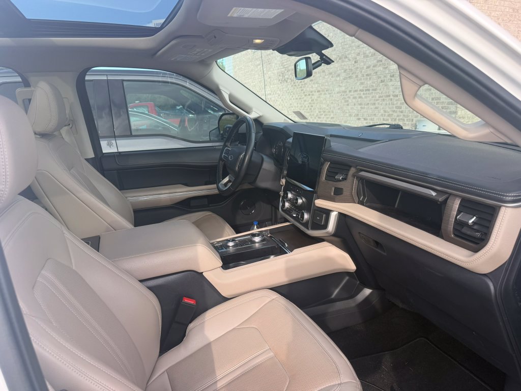 Certified 2023 Ford Expedition Max Limited AWD/4WD image 9