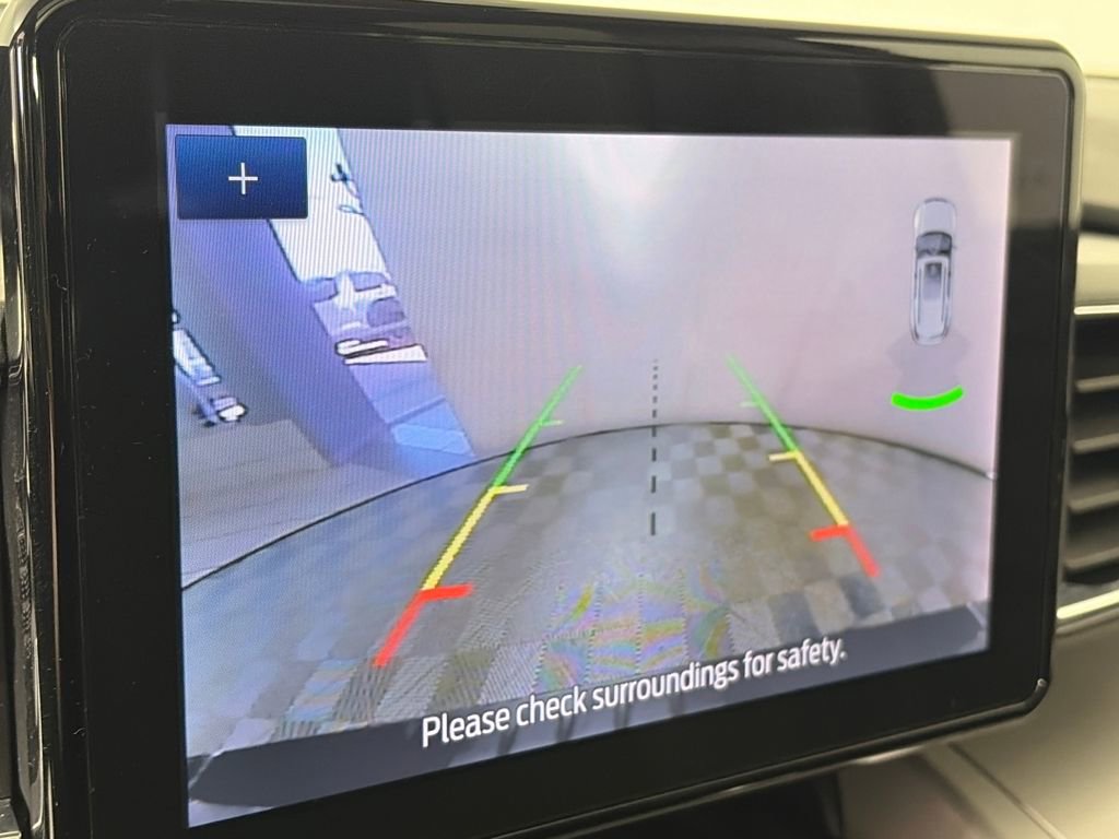 Certified 2024 Ford Explorer XLT w/ Equipment Group 202A image 20