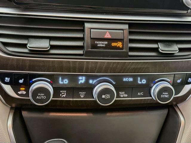 Used 2018 Honda Accord Touring image 19