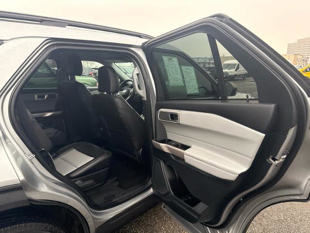 Certified 2023 Ford Explorer XLT w/ Equipment Group 202A image 9