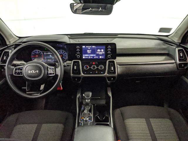 Used 2022 Kia Sorento LX AWD/4WD image 7