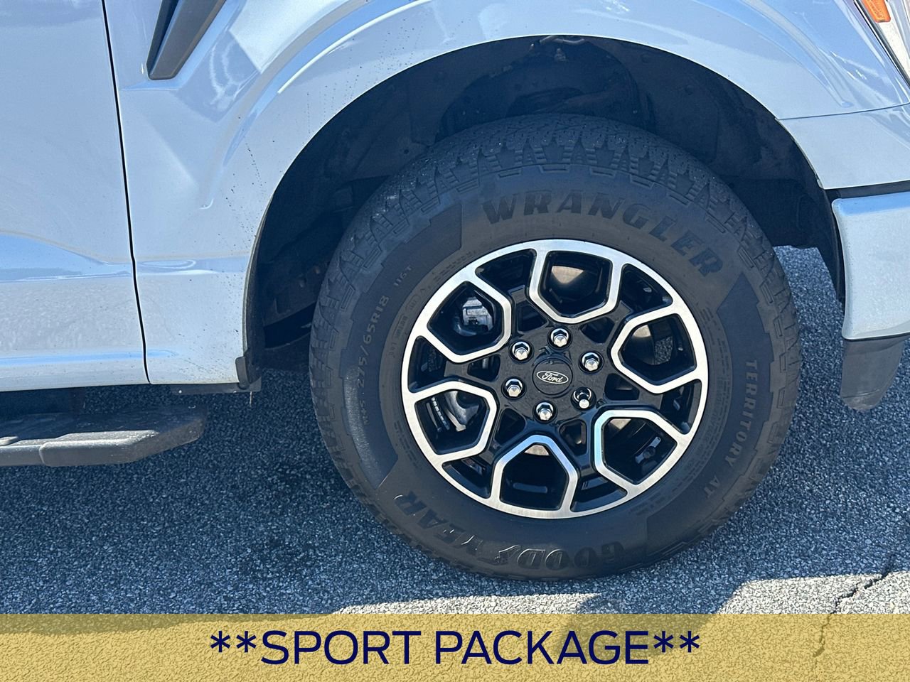 Certified 2022 Ford F150 XLT w/ Equipment Group 302A High image 14