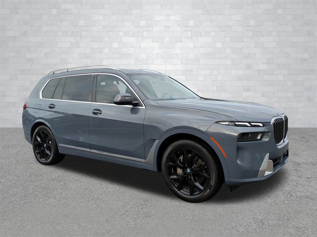 Used 2023 BMW X7 xDrive40i w/ Executive Package image 8