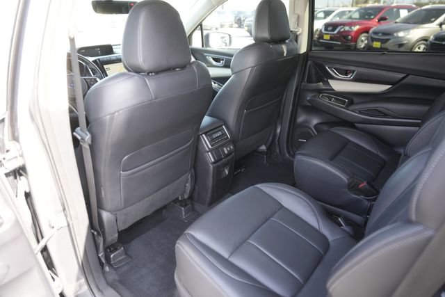 Used 2022 Subaru Ascent Limited w/ Technology Package image 12