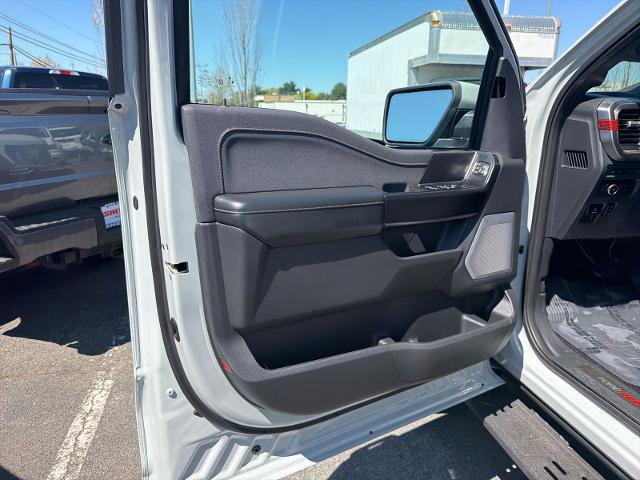 Certified 2023 Ford F150 Raptor w/ Raptor Carbon Fiber Package image 21