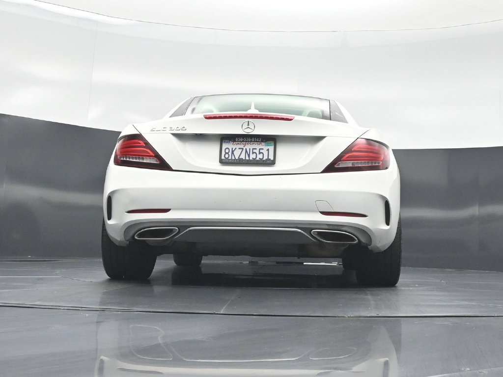 Used 2017 Mercedes-Benz SLC 300 image 44