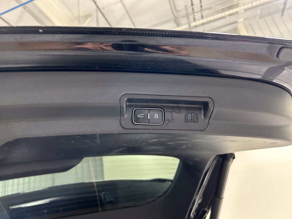 Certified 2023 Ford Explorer XLT w/ Equipment Group 202A AWD/4WD image 32