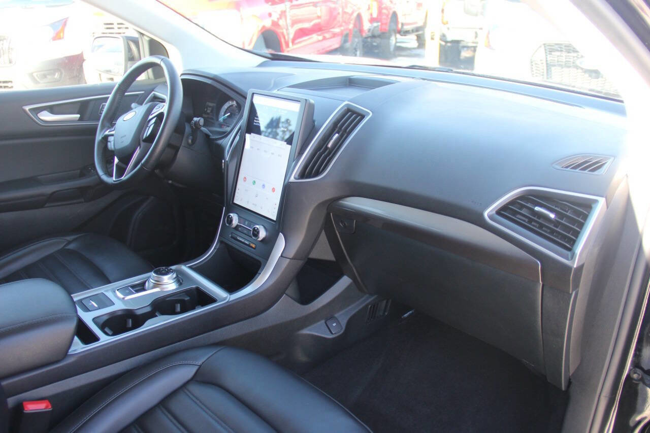 Certified 2024 Ford Edge SEL image 24
