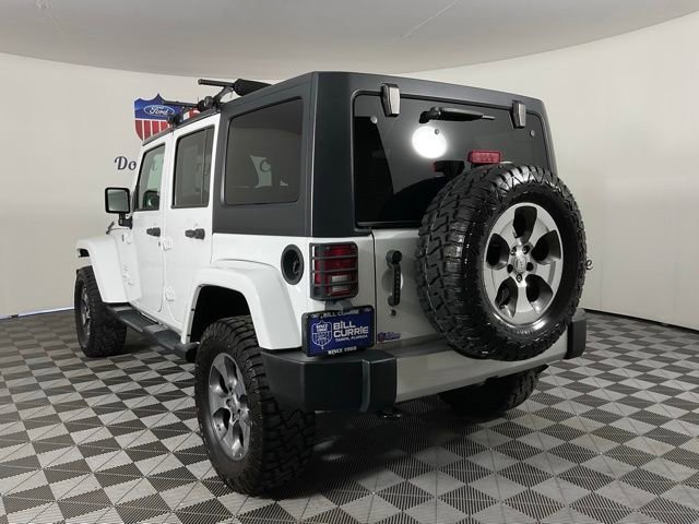 Used 2018 Jeep Wrangler Unlimited Sahara w/ Connectivity Group image 3