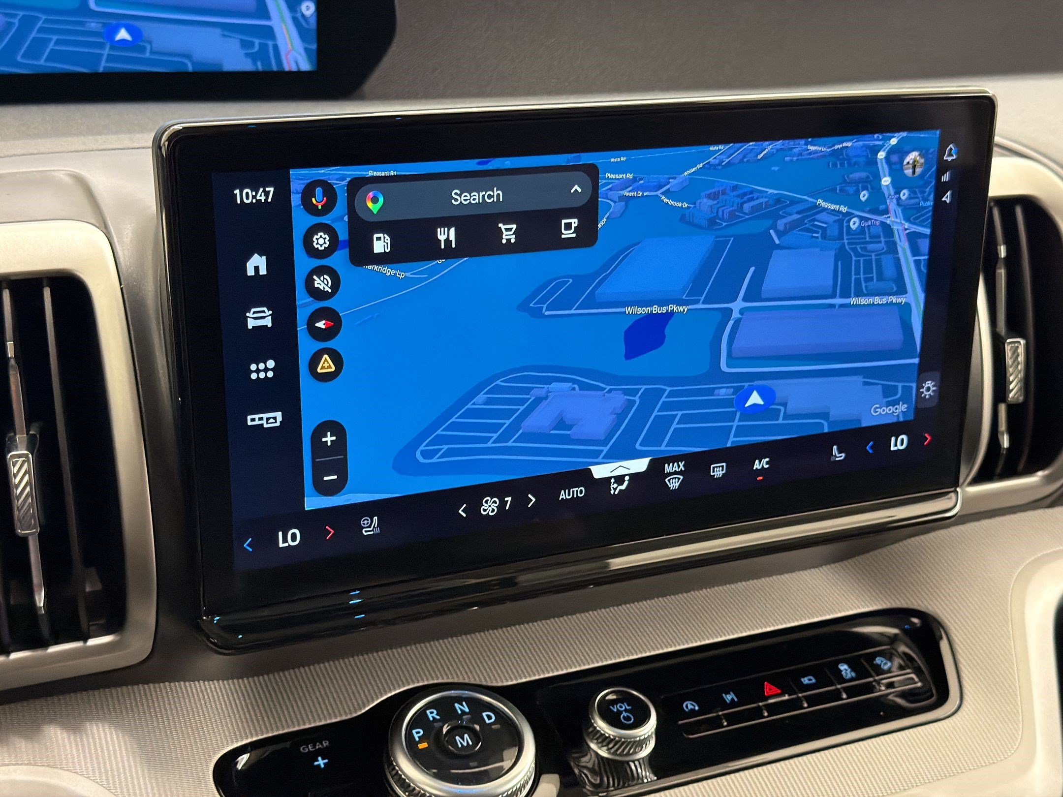 Certified 2025 Ford Expedition Active AWD/4WD image 21