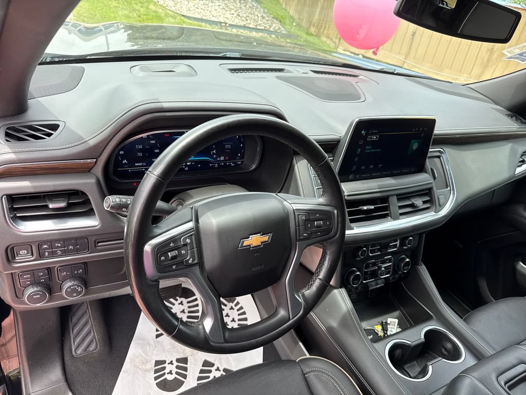 Used 2024 Chevrolet Tahoe Premier AWD/4WD image 14