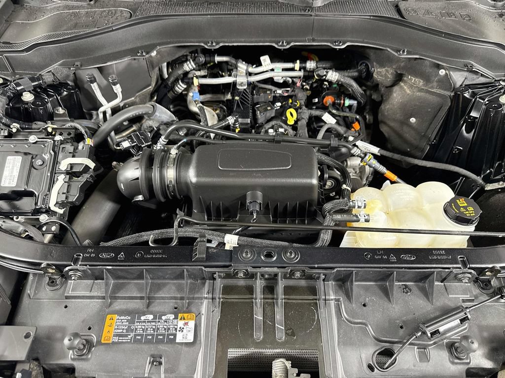 Certified 2023 Ford Explorer XLT w/ Equipment Group 202A AWD/4WD image 33