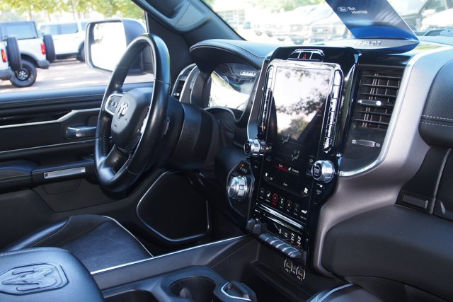 Used 2021 RAM 1500 Laramie w/ Sport Appearance Package AWD/4WD image 11