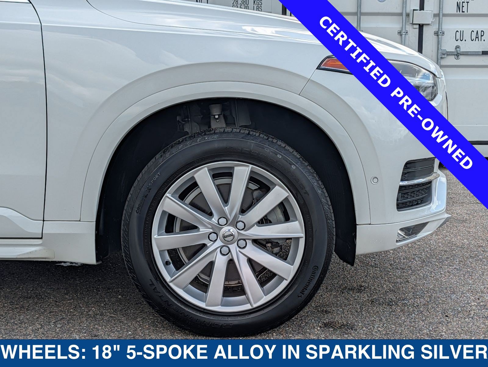 Used 2018 Volvo XC90 T5 Momentum w/ Convenience Package FWD image 12