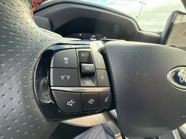 Certified 2025 Ford Explorer ST-Line w/ Premium Package AWD/4WD image 27