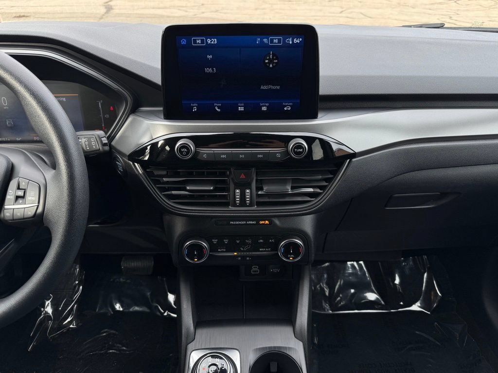 Certified 2025 Ford Escape Active AWD/4WD image 2