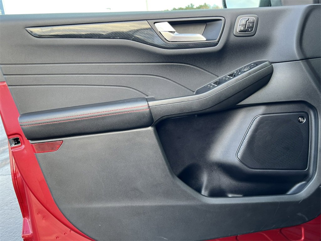 Certified 2023 Ford Escape ST-Line Select w/ Tech Pack #2 image 12