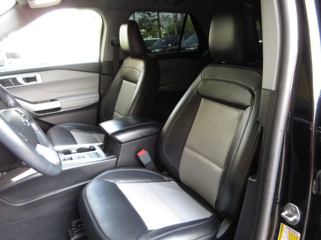 Certified 2023 Ford Explorer XLT w/ Equipment Group 202A image 12