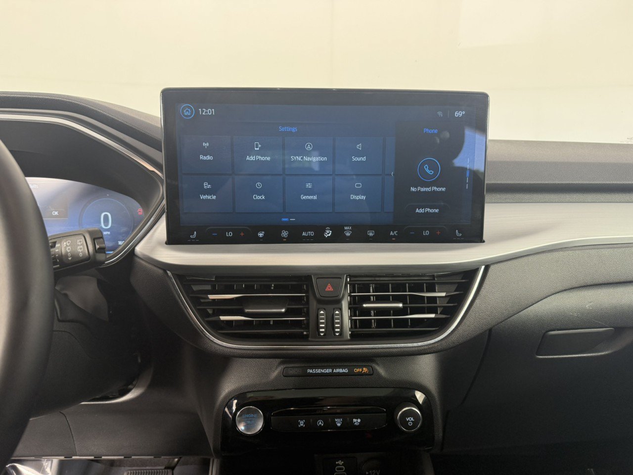 Certified 2025 Ford Escape Platinum AWD/4WD image 20