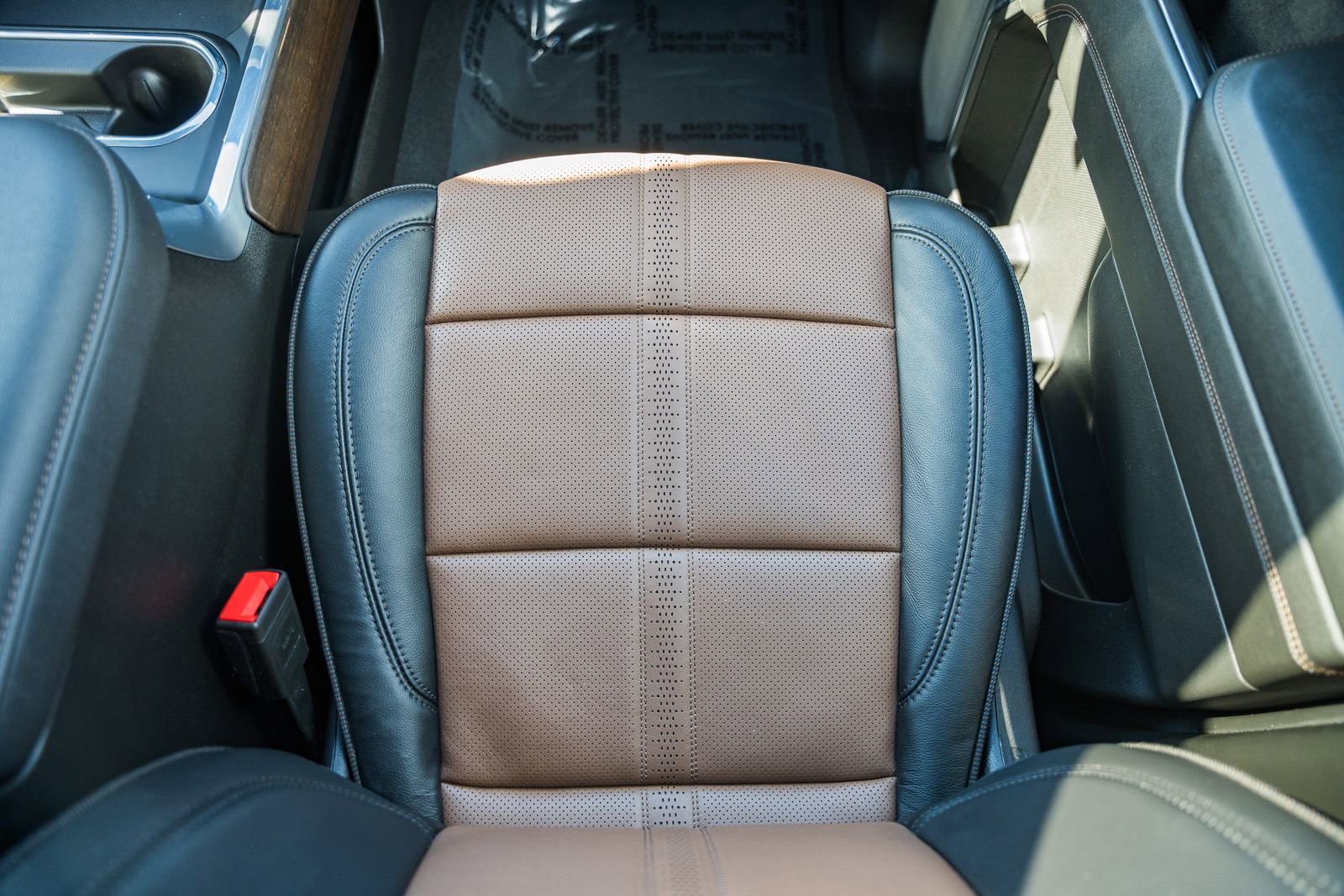 Used 2024 Chevrolet Silverado 3500 High Country w/ High Country Premium Package image 49