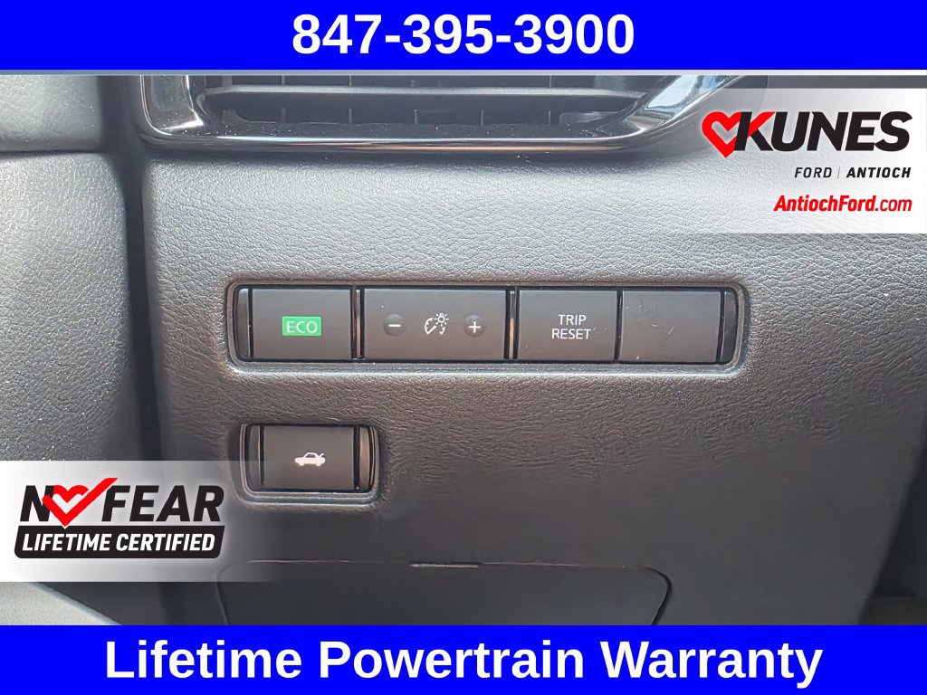 Used 2024 Nissan Sentra SV FWD image 37