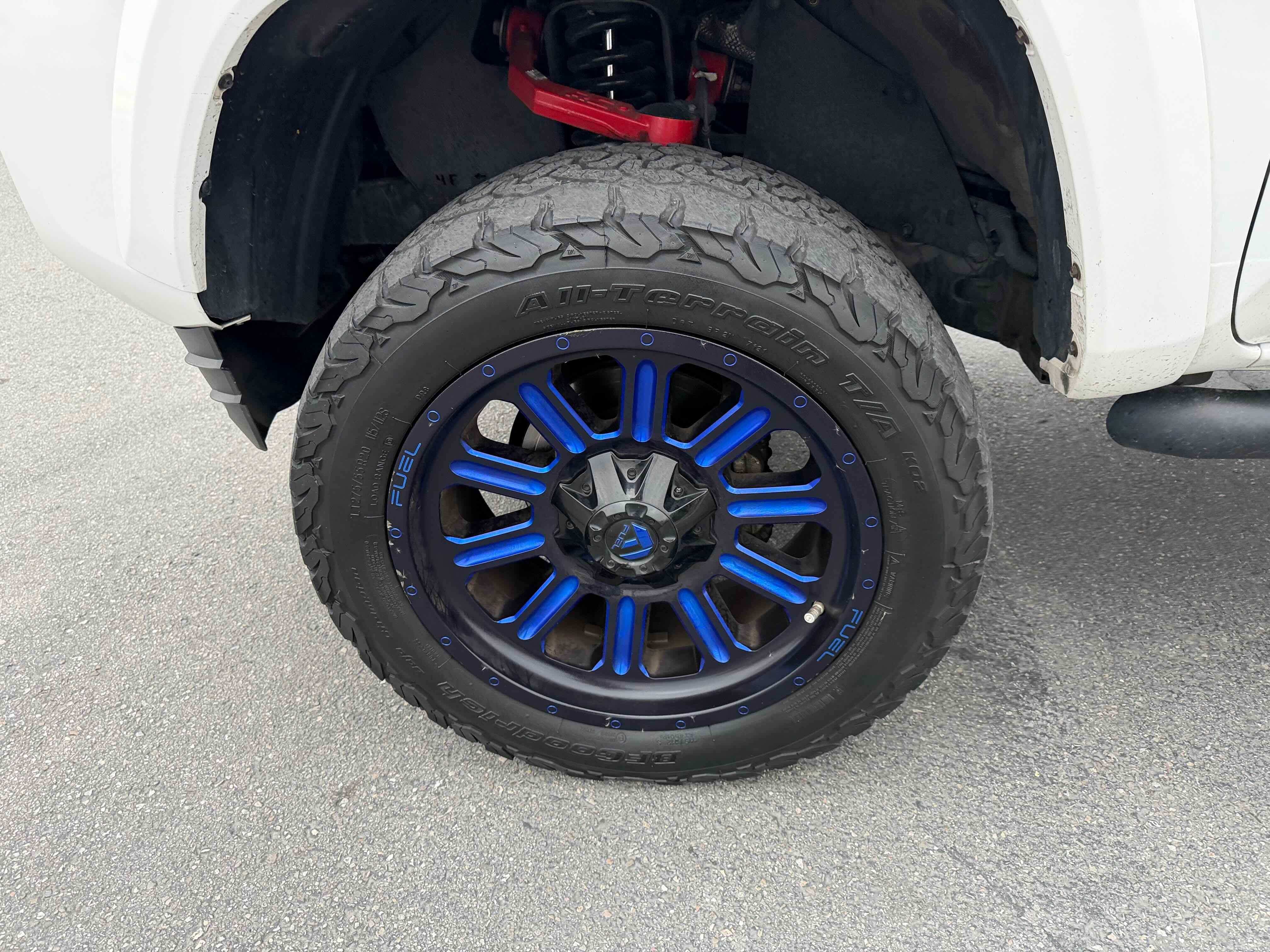 Used 2019 Toyota Tacoma TRD Sport image 14