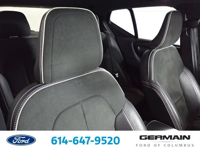 Used 2021 Volvo XC40 T5 R-Design AWD/4WD image 21