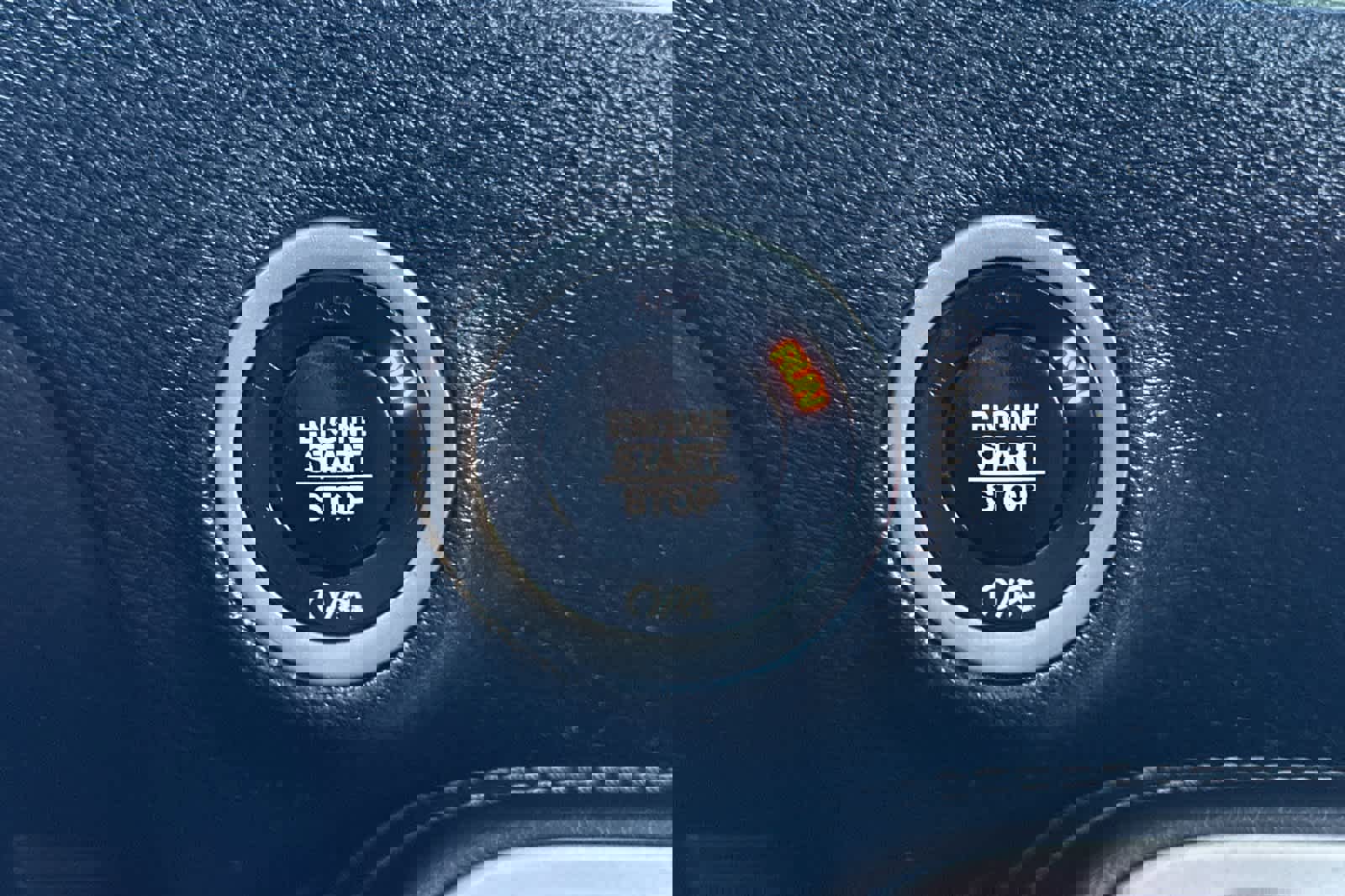 Used 2022 Dodge Challenger SXT w/ Driver Convenience Group image 21