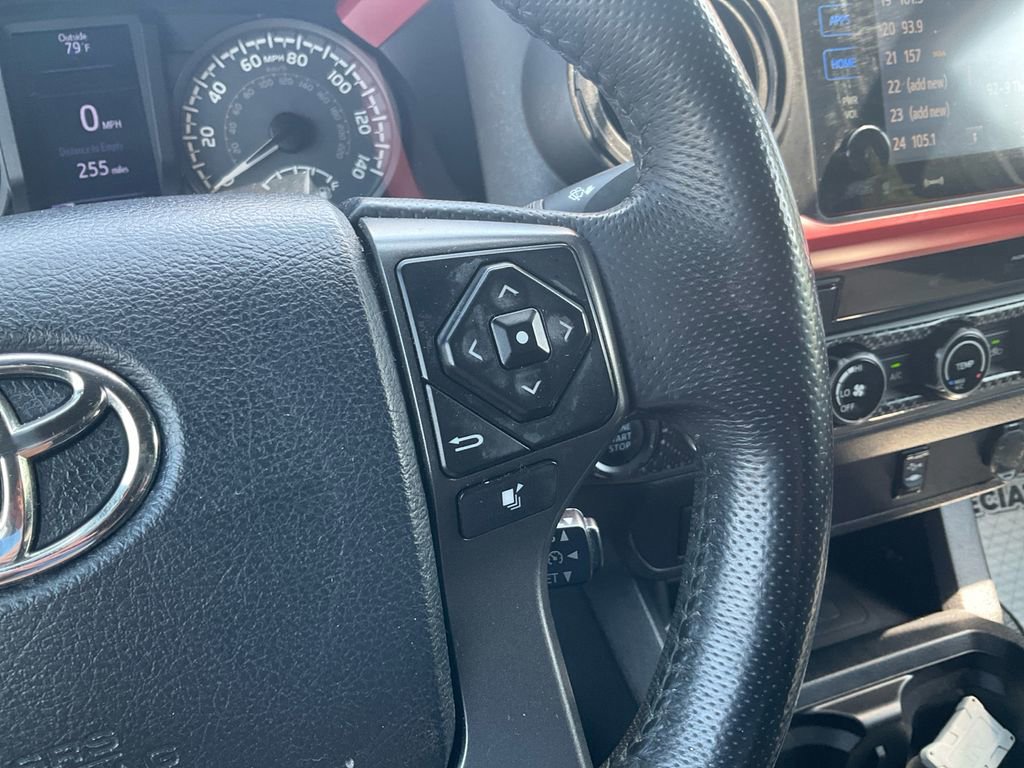 Used 2017 Toyota Tacoma TRD Sport RWD image 20