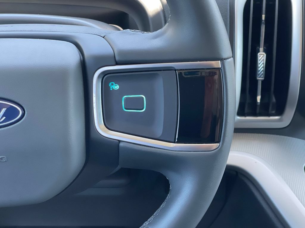 Certified 2025 Ford Expedition Active RWD image 14