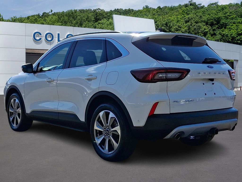 Certified 2024 Ford Escape Platinum w/ Premium Technology Package AWD/4WD image 2