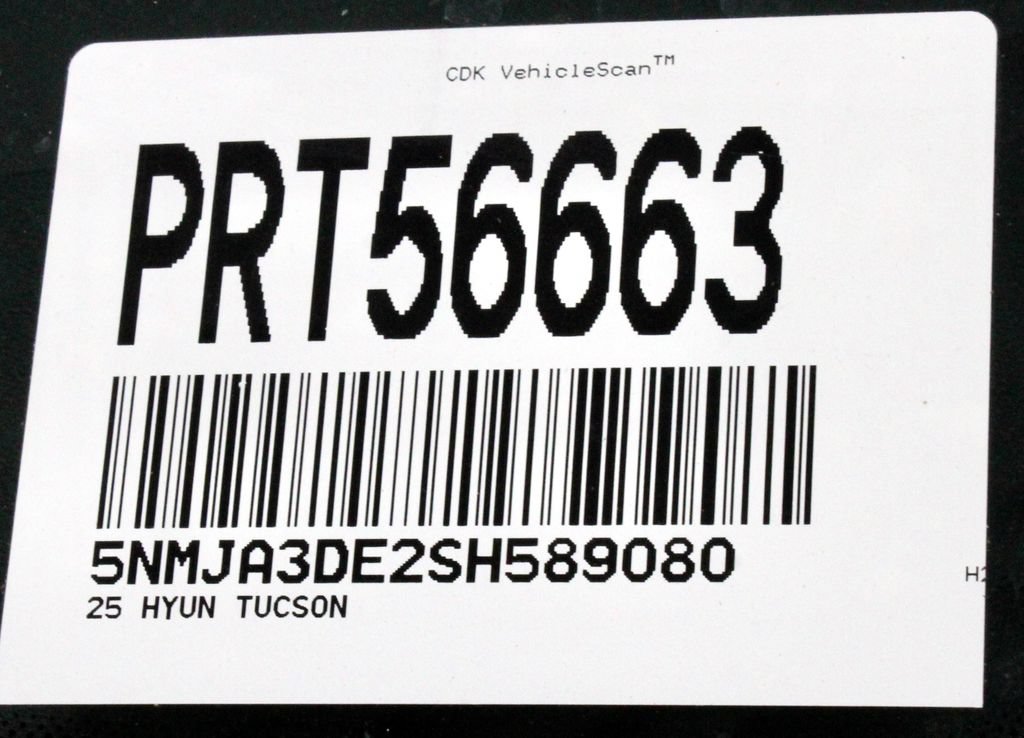 Used 2025 Hyundai Tucson SE FWD image 32