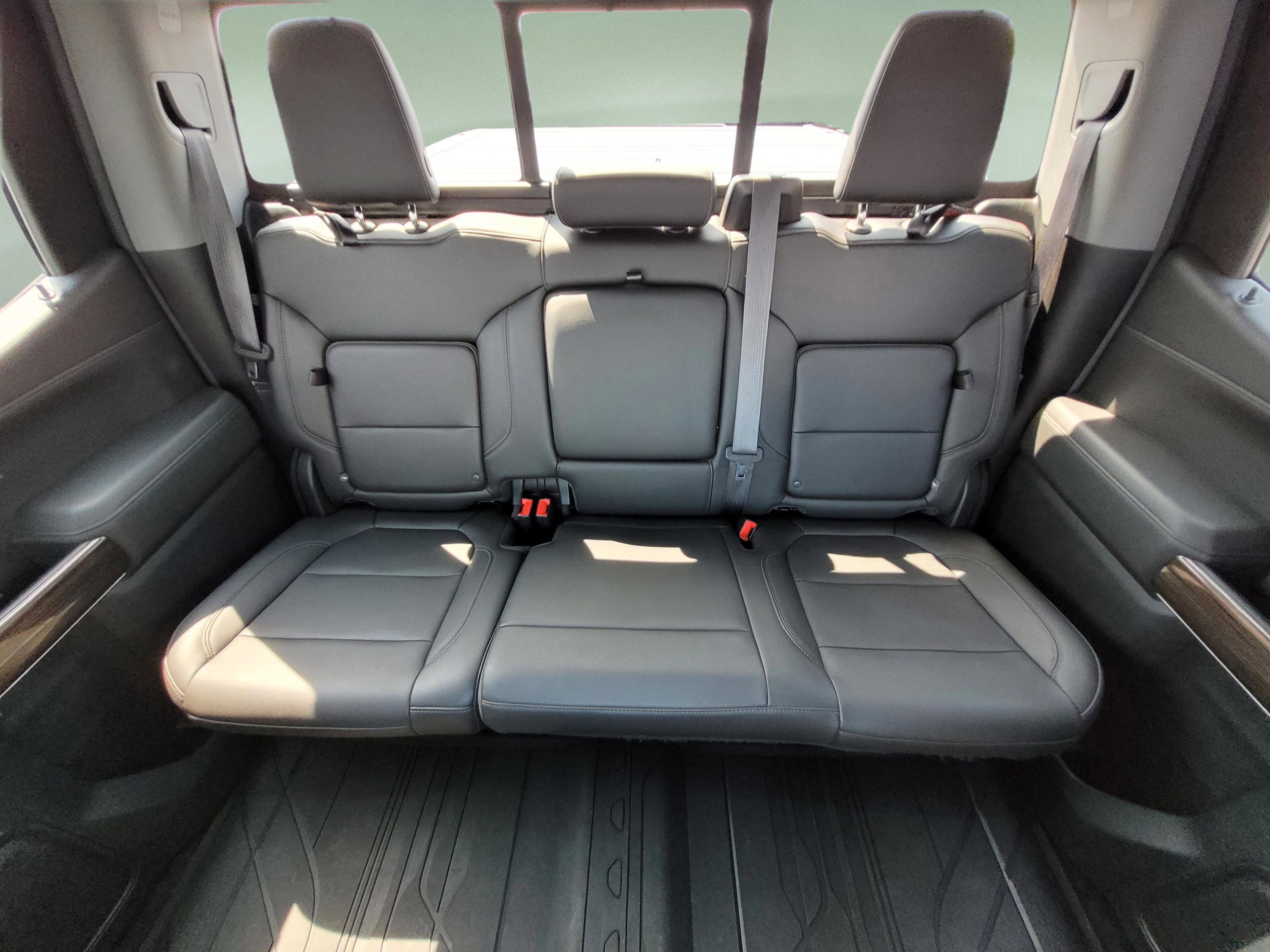 Used 2019 Chevrolet Silverado 1500 LT Trail Boss AWD/4WD image 19