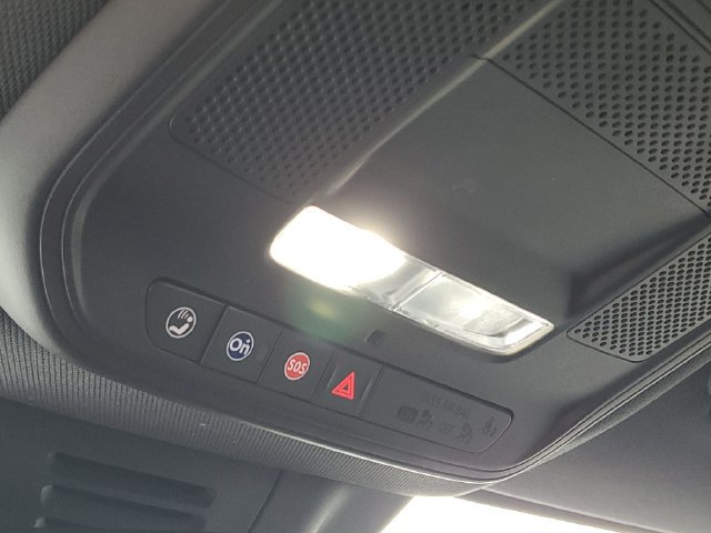 Used 2024 Chevrolet Equinox EV RS FWD image 19