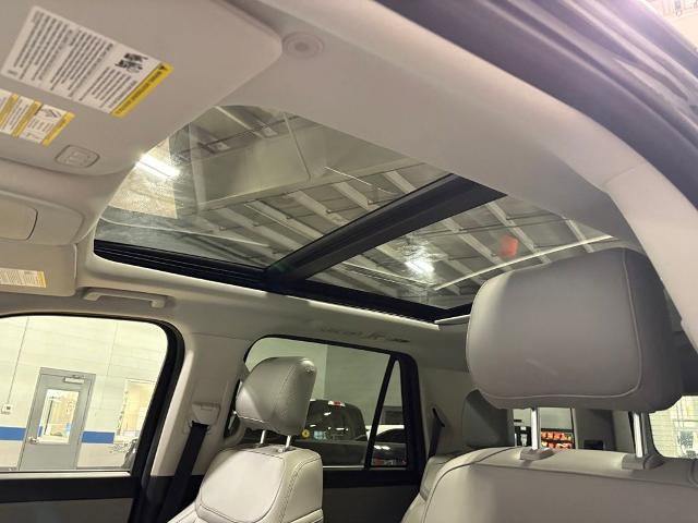 Certified 2025 Ford Expedition Active AWD/4WD image 25