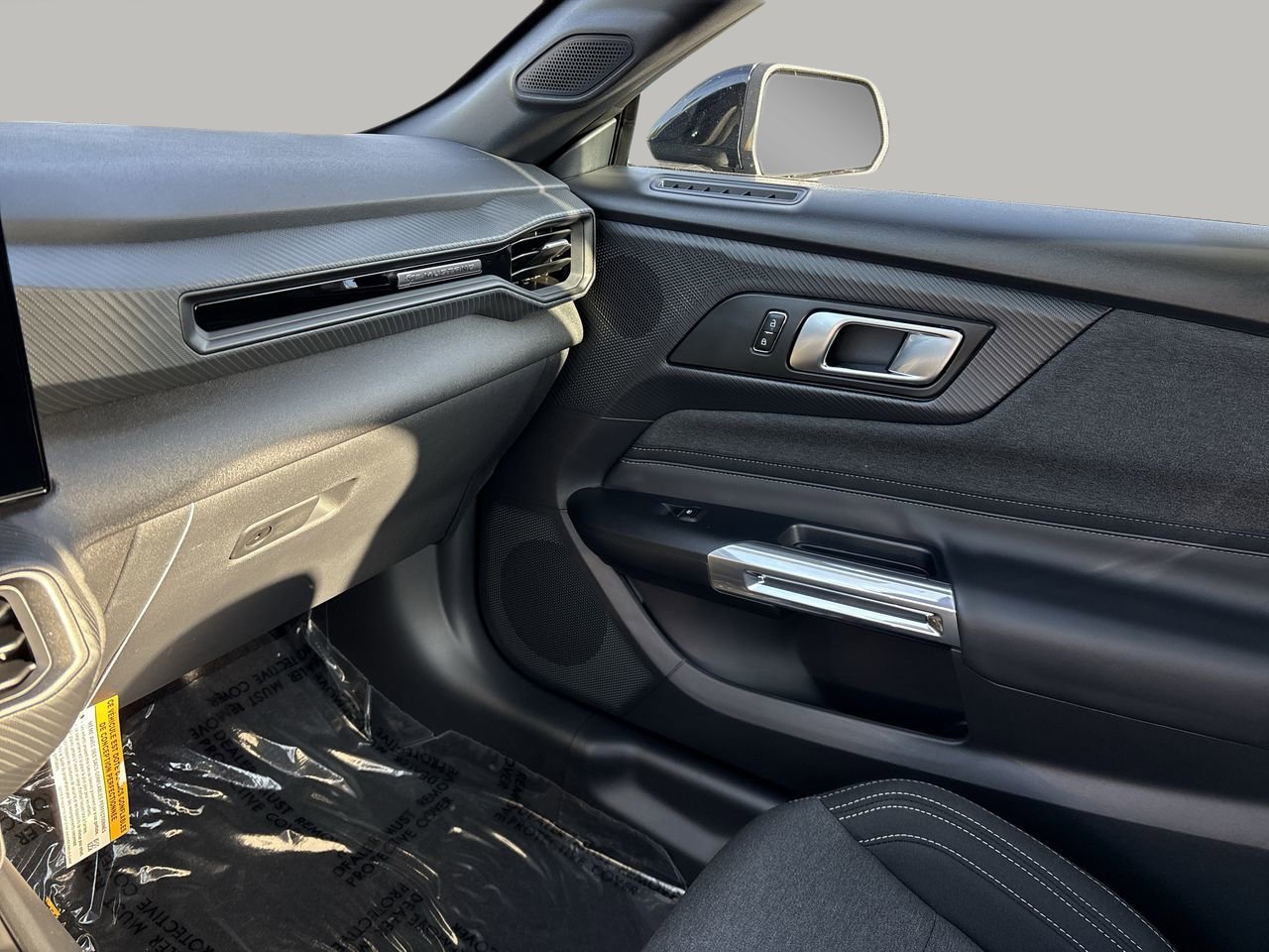 Certified 2025 Ford Mustang Coupe RWD image 14